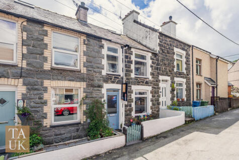Newton Street, Caernarfon, LL55
