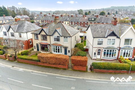 Preston Old Road, Blackburn, BB2