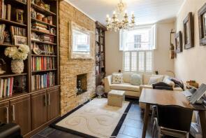 Flat 3, Carlton House, Cleveland Street, London W1T 6QD