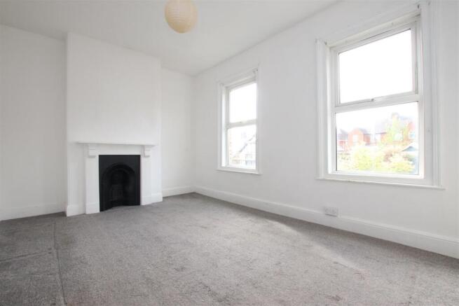 Bedroom 1.JPG