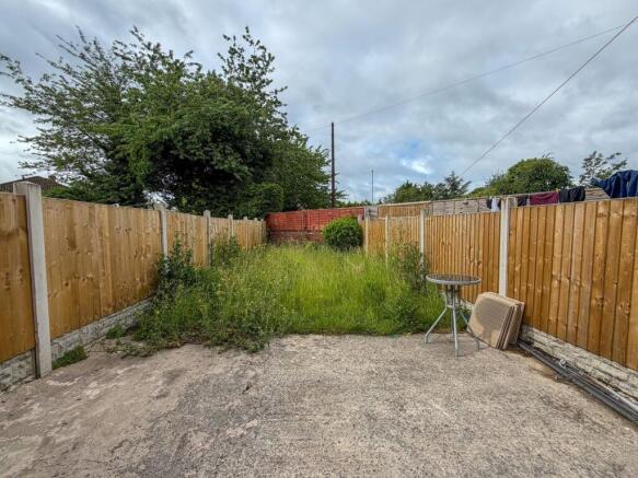 2 bed Terraced for sale Image 12