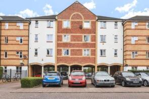Flat A, 2, Dunnage Crescent, London SE16 7FJ