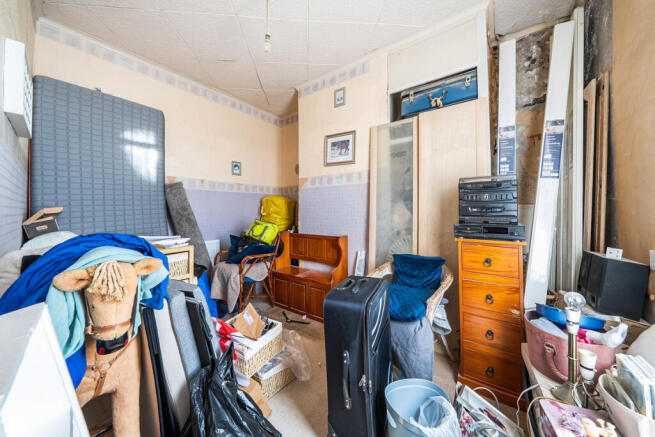4 bed Terraced for sale Image 8