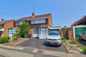 8, Comberton Park Road, Kidderminster DY10 3DY