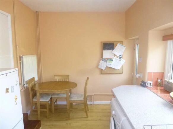 Kitchen/ Breakfast R