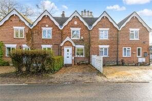 2, White Hill Cottages, White Hill, Rickmansworth WD3 1PZ