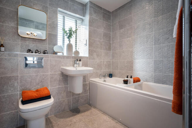 4 bed Semi-Detached for sale Image 7