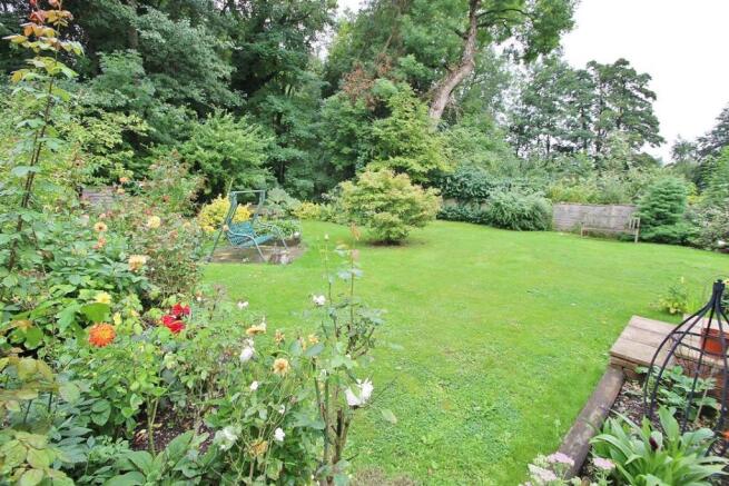 Gardens 5.JPG