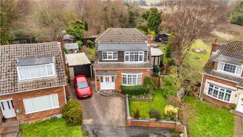 Longmeadows Drive, Laceby, Grimsby, Lincolnshire, DN37