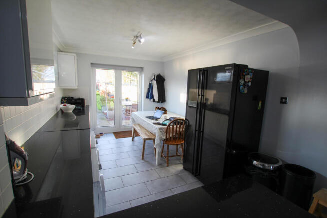 Kitchen Diner.