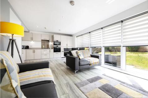 Eldon Street, Greenock, PA16