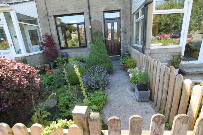 Photo 3