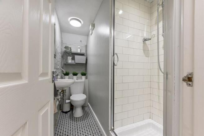 Cellar Shower Room