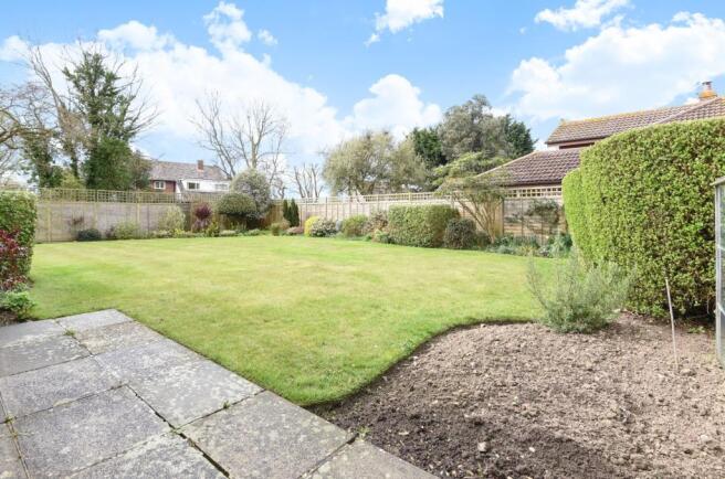 garden to side