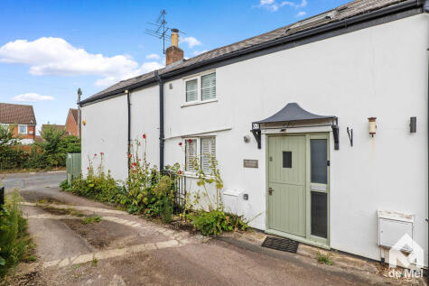 Cheltenham Road, Bishops Cleeve, Cheltenham, GL52