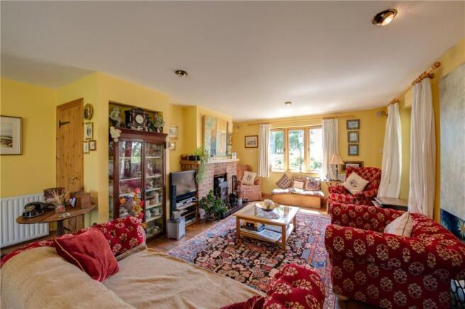 Sitting/Dining Room