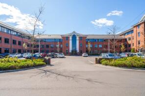 Flat 82, Greenleigh Court, Dawsons Square, Stanningley, Pudsey LS28 5FZ