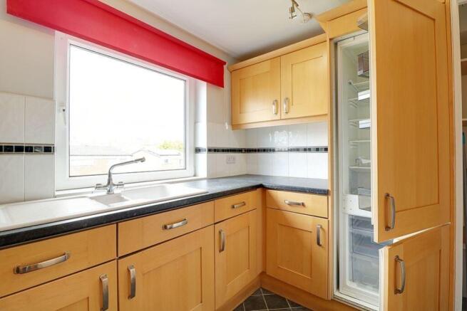 2 bed Apartment for sale Image 8