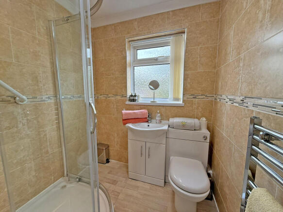 2 bed Semi-Detached for sale Image 6
