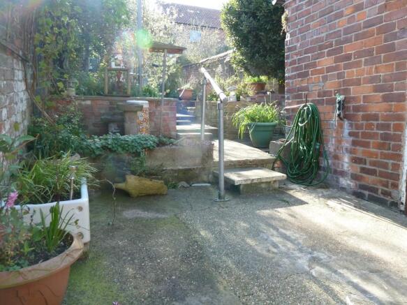 Photo 3