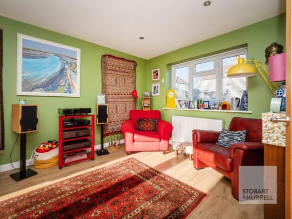 Lounge Alternative