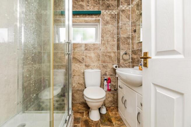 2 bed Bungalow for sale Image 4