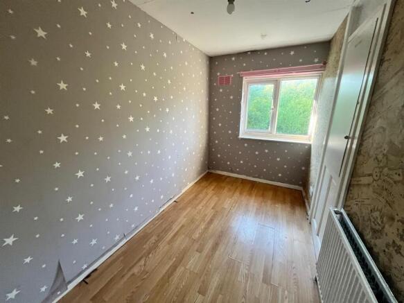 3 bed House for sale Image 8