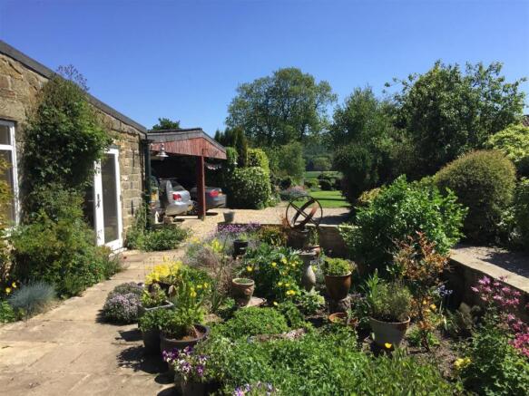 ADDITIONAL PHOTOS