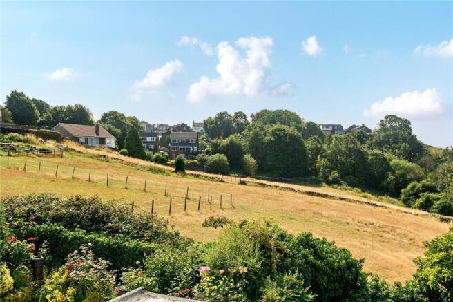 2 bed Terraced for sale Image 8