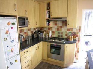 KITCHEN: