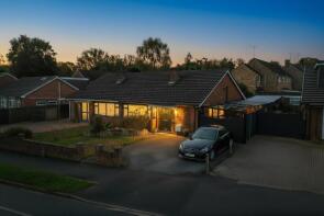 36, Hall Farm Crescent, Yateley GU46 6HT