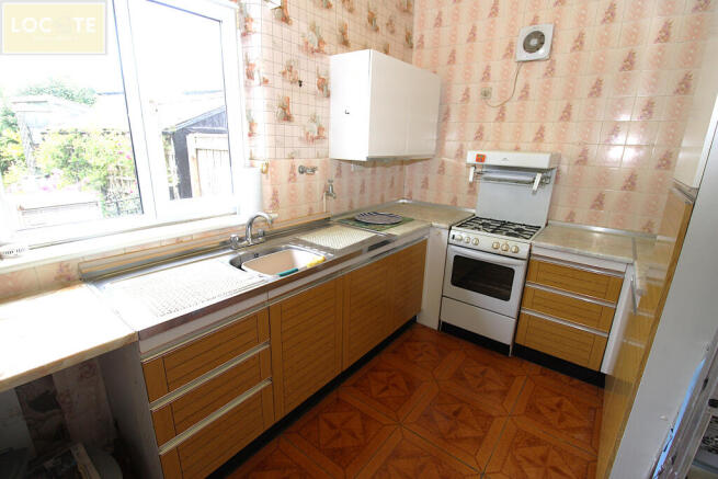 Woodlands Avenue, Flixton photo 4
