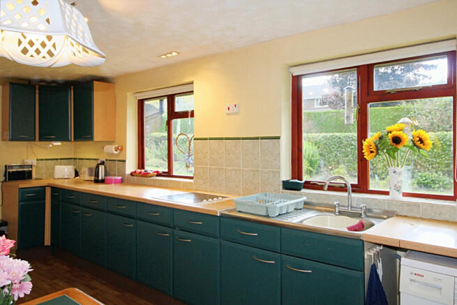 Detached 3 Bedroom Bungalow