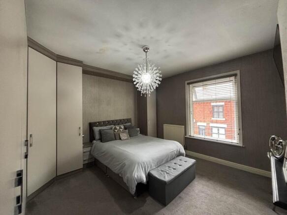 2 bed Terraced for sale Image 11