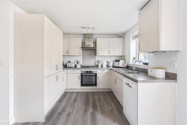 Batt Street, Burgess Hill, West Sussex, RH15 photo 4