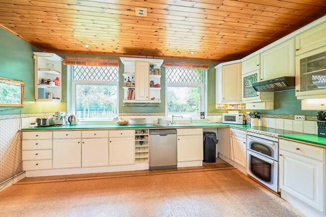 Kitchen/Dining