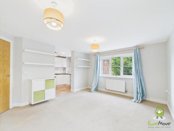 EweMove Basingstoke Wiltshire Crescent Living Room