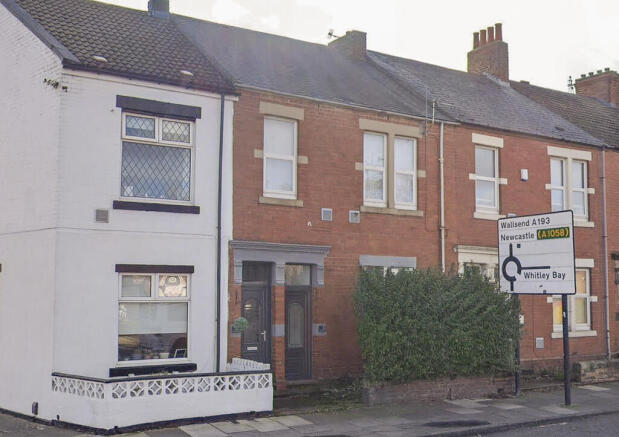 3-bed flat on 20 & 21 Spence Terrace, North Shields, North Tyneside, £145,000