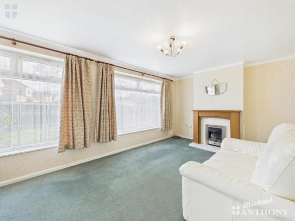 CAM03852G0-PR0423-STILL019