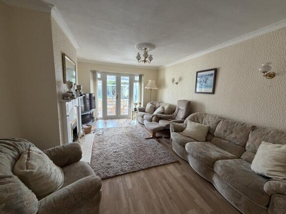 2 bed Semi-Detached Bungalow for sale Image 4