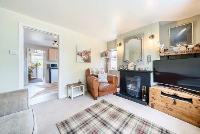 2nd view SITTING ROOM.jpg