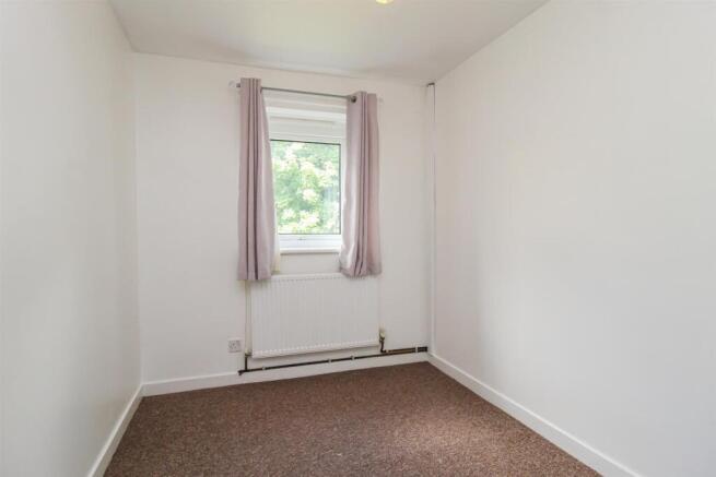 2 bed Apartment for sale Image 5