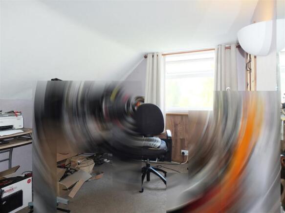 Bedroom 1.jpg