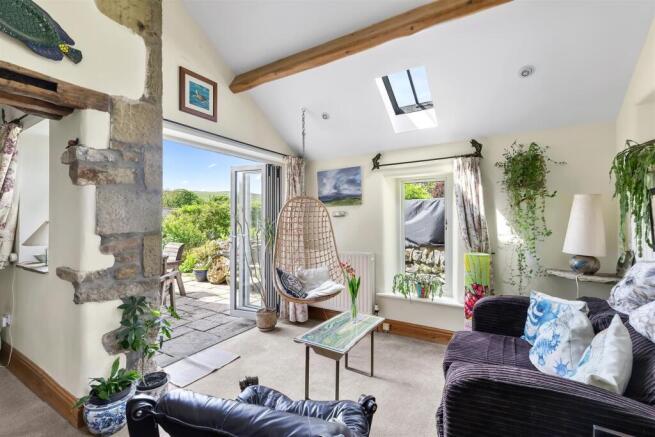 4 bed Detached for sale Image 12