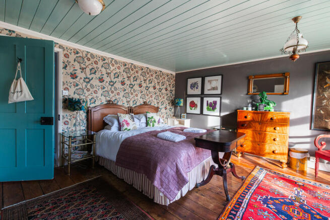 Meadow House - No...