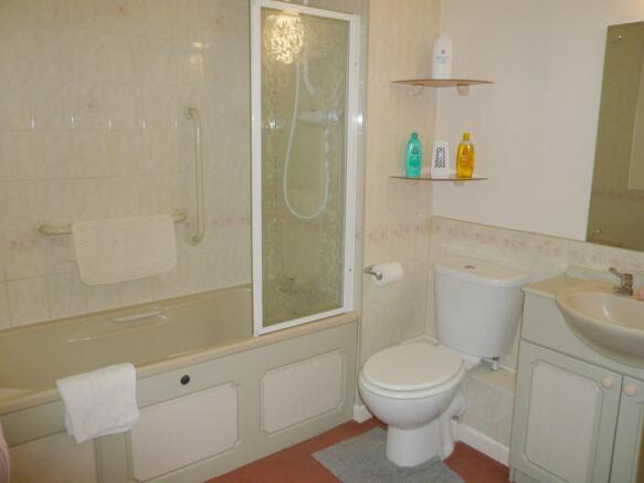 Photo 6