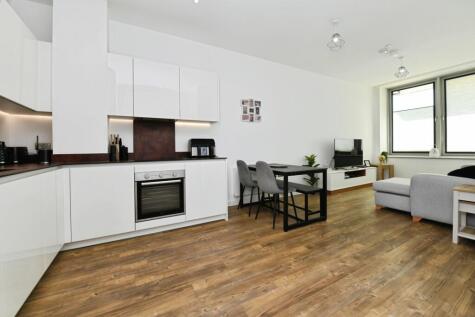Eagle Way, BRENTWOOD, Essex, CM13