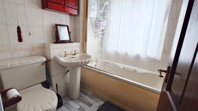3 bed Detached for sale Image 12