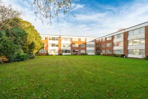 2, St Andrews Gardens, Church Road, Tarring, Worthing BN13 1ES
