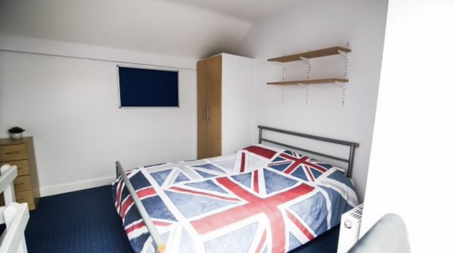 3 bed Terraced to rent Image 11